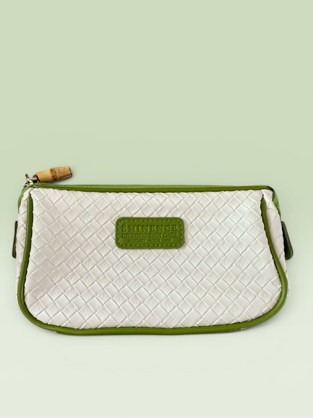 Eminence white and green makeup bag NWOT with tropical vacation vibes